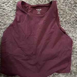 Old navy power hill crop top with built in bra size L